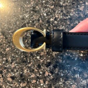New Coach belt. Black/gold C logo.